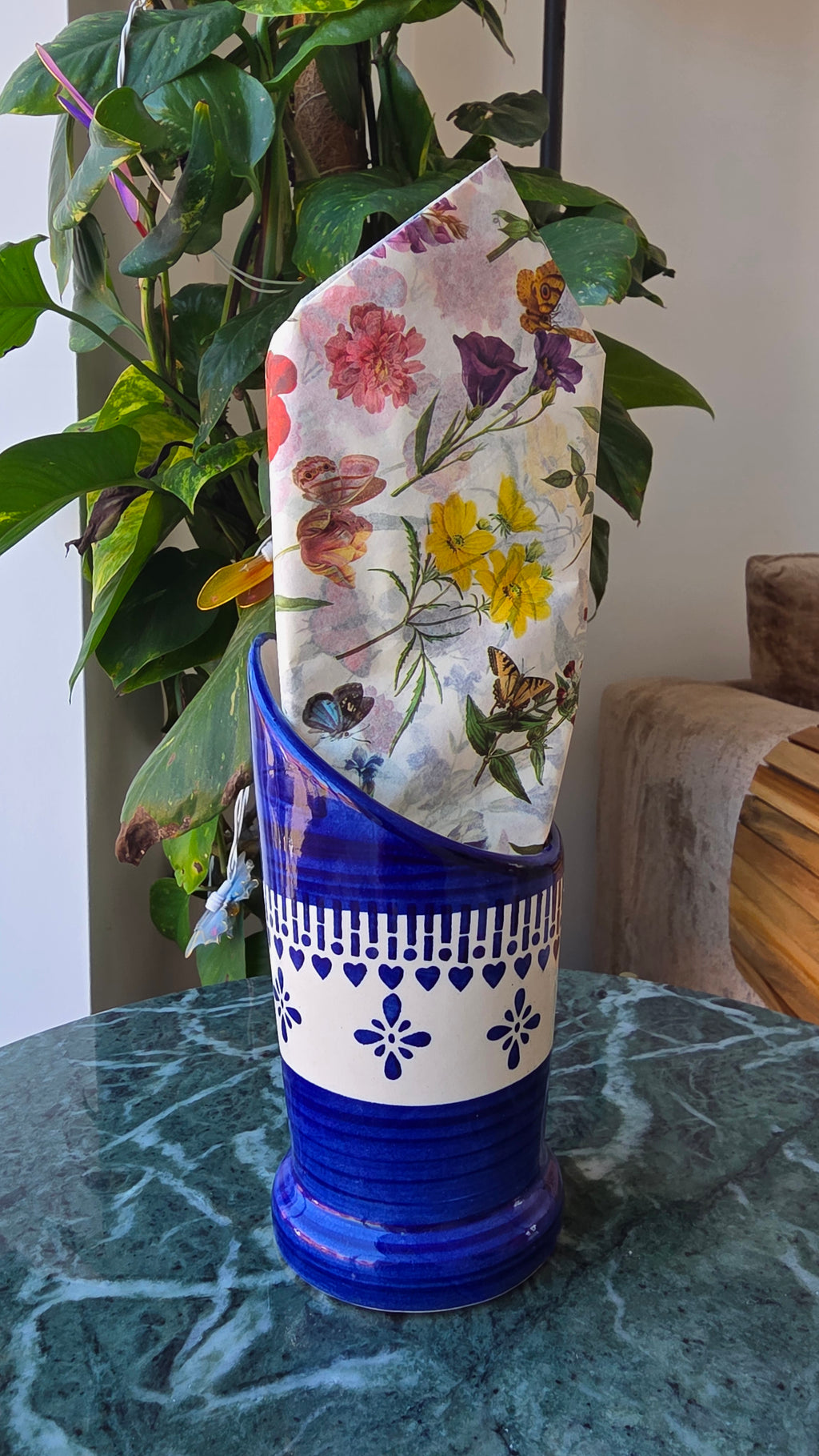 Handcrafted Patterned Ceramic Tissue Holder