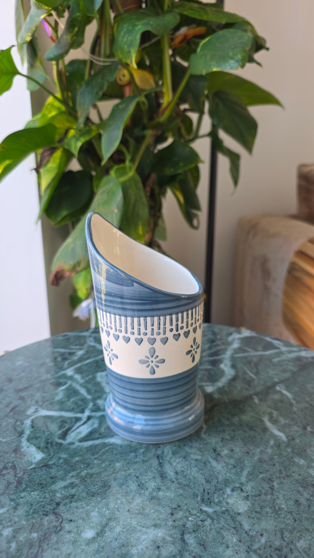 Handcrafted Patterned Ceramic Tissue Holder
