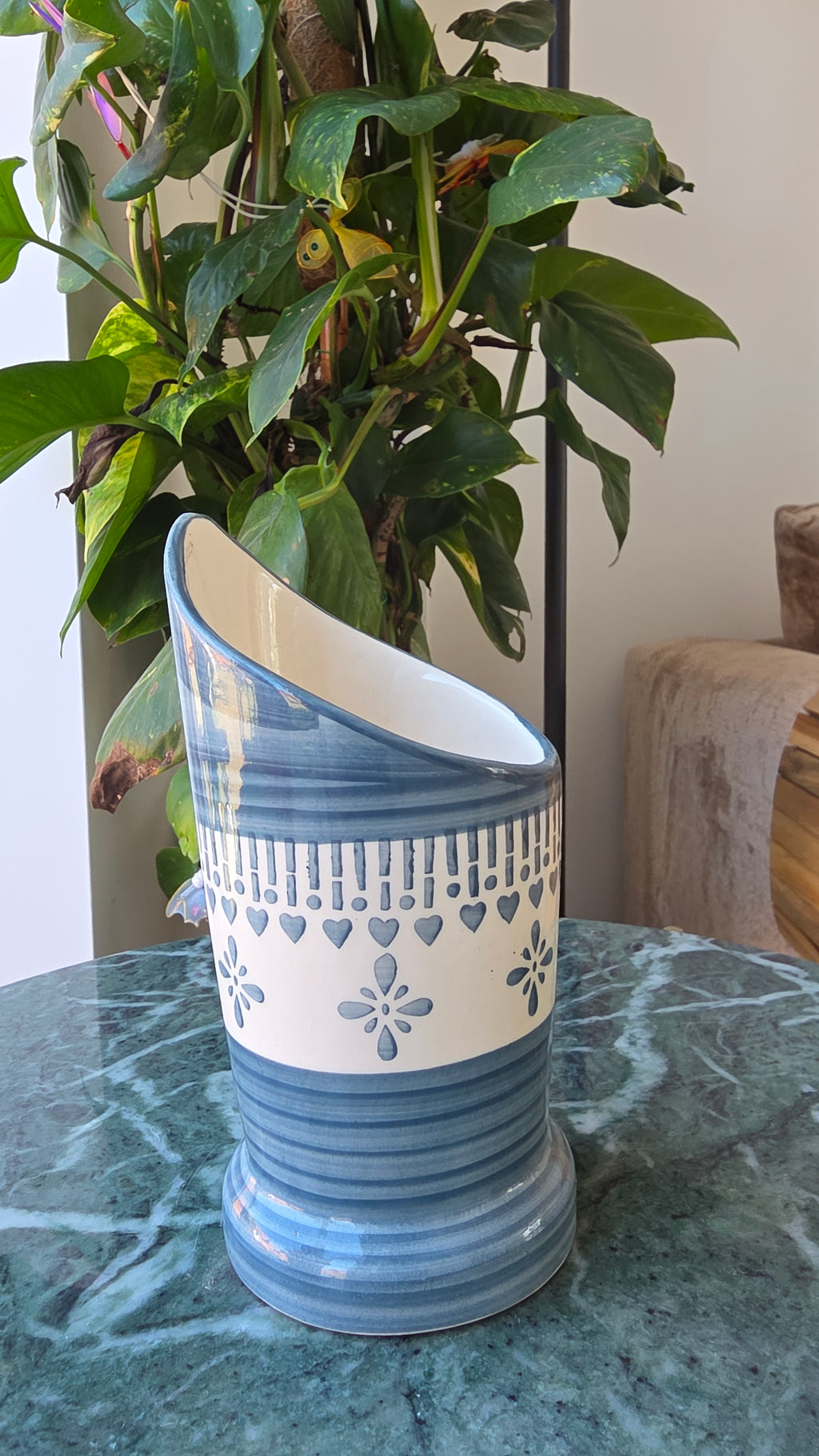 Handcrafted Patterned Ceramic Tissue Holder