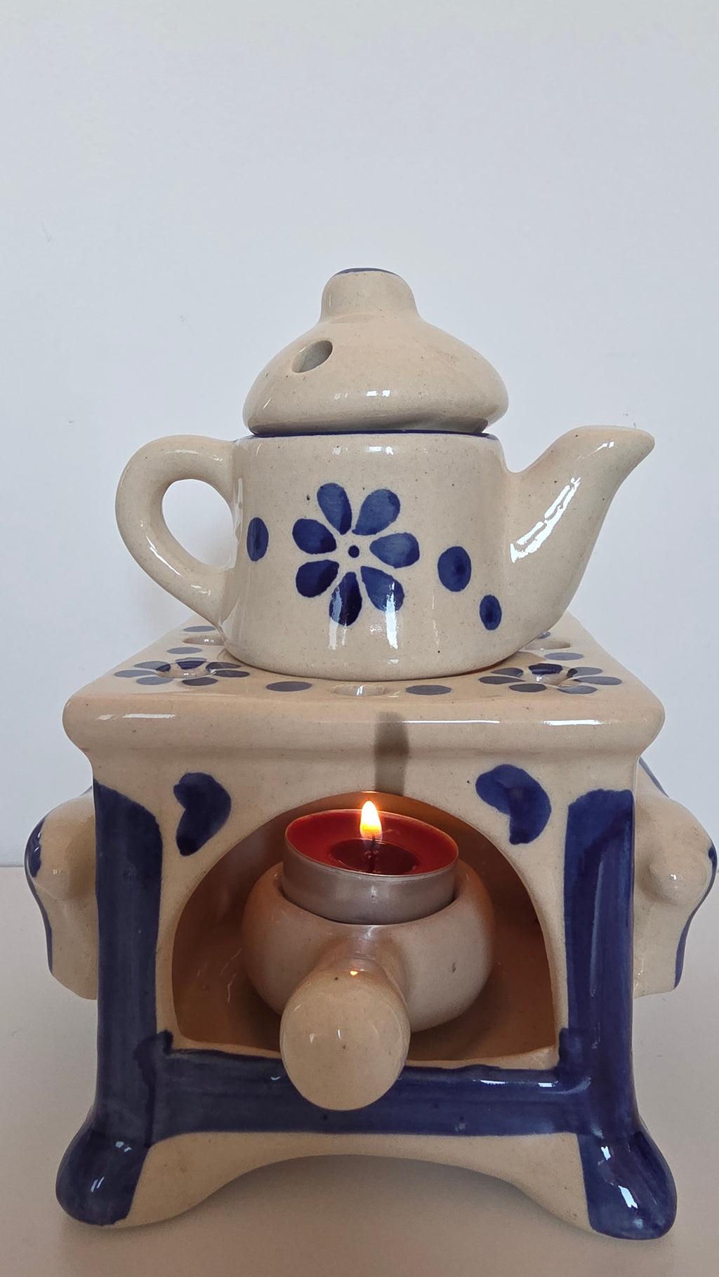 Unique Blue Patterned Ceramic Aroma Set